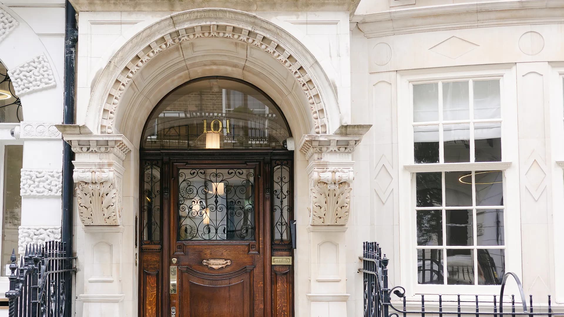 101-harley-street-exterior