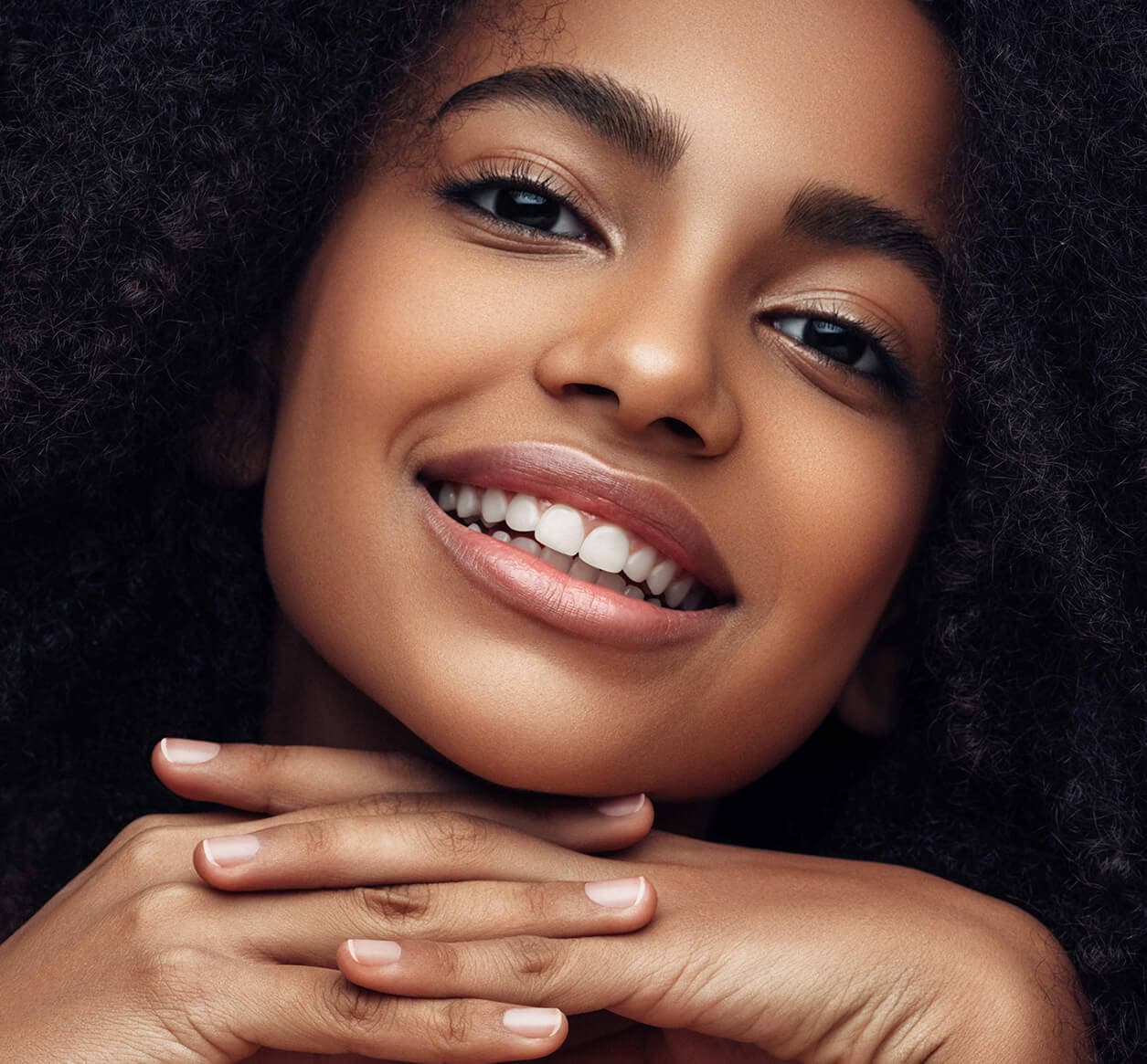 smile-fingers-lips-teeth