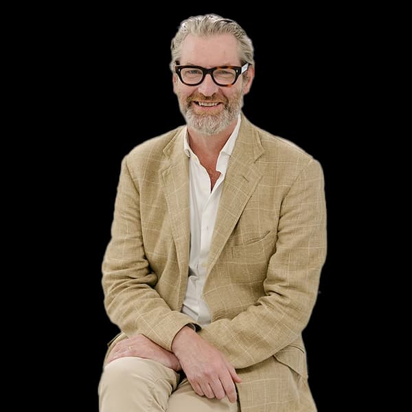 dr-duncan-nobackground